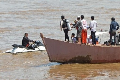 Vụ rơi máy bay Lào: Nhận dạng nạn nhân gốc Việt
